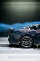 Rolling Road Wind Tunnel with Mustang Dark Horse